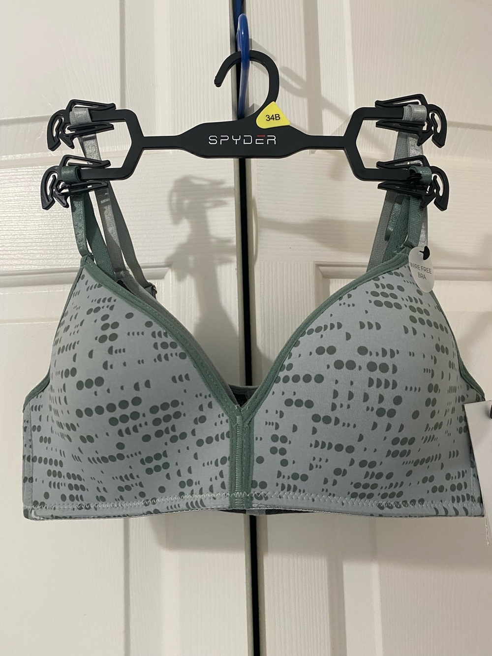 2 spider bras , 34B